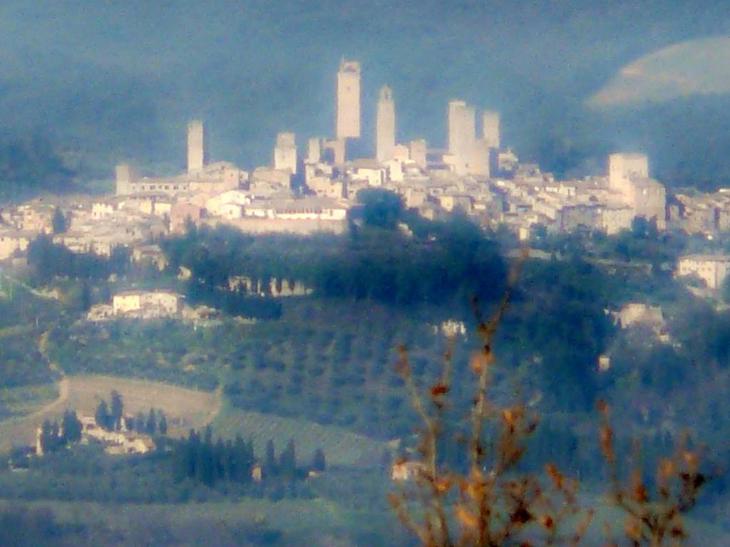 בית הארחה קסטלינה אין קיאנטי 	Podere Patrignone מראה חיצוני תמונה